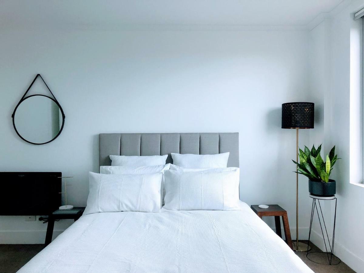 Staying Places - The Avenue Canberra Buitenkant foto